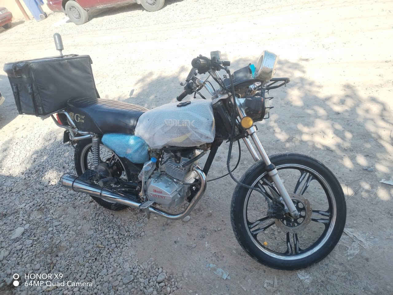 سلام عليكم للبيع ماطور سيفان 2020 محدث 23 محرك مامفتوح سعر 475وبي مجال مكان تكريت القادسيه الاستفسار عل رقم ***********
