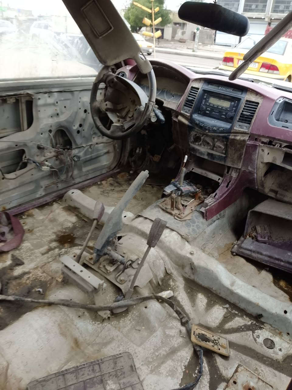 كوم حديد بيهه رقم واحد والثاني ضايع راعيهه موجود منك اله ‏‪***********‬‏
