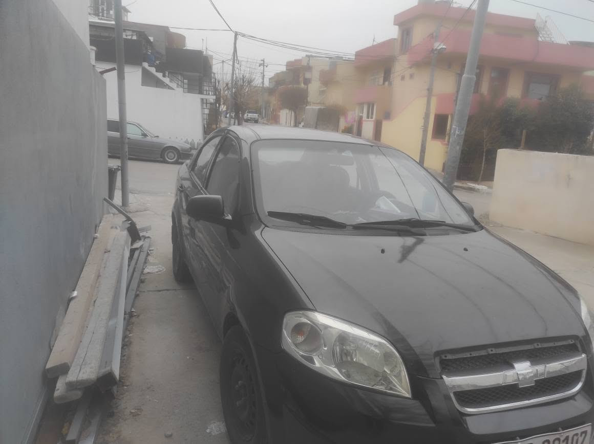 ئەڤیۆ 2008مەکینە گەورە گێر عادی مەکینەی لۆک ئەوروپی کامل بۆیاخ نییە بە کامل ئەیفرۆشم تۆزێ لێدراوی هەیە چەمەلەقی دواوەی لای سایەق ٤ پارچەی پێشەوەی رەشە لەسەر ساغی سەنەوی تا ٢٩ تازەیە تەحویل بە شەرت قوفڵی 43 گەڵا *********** السليمانية, العراق
