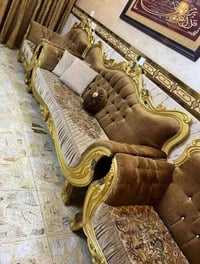 ملكي • ١٠ مقاعد • نظيف