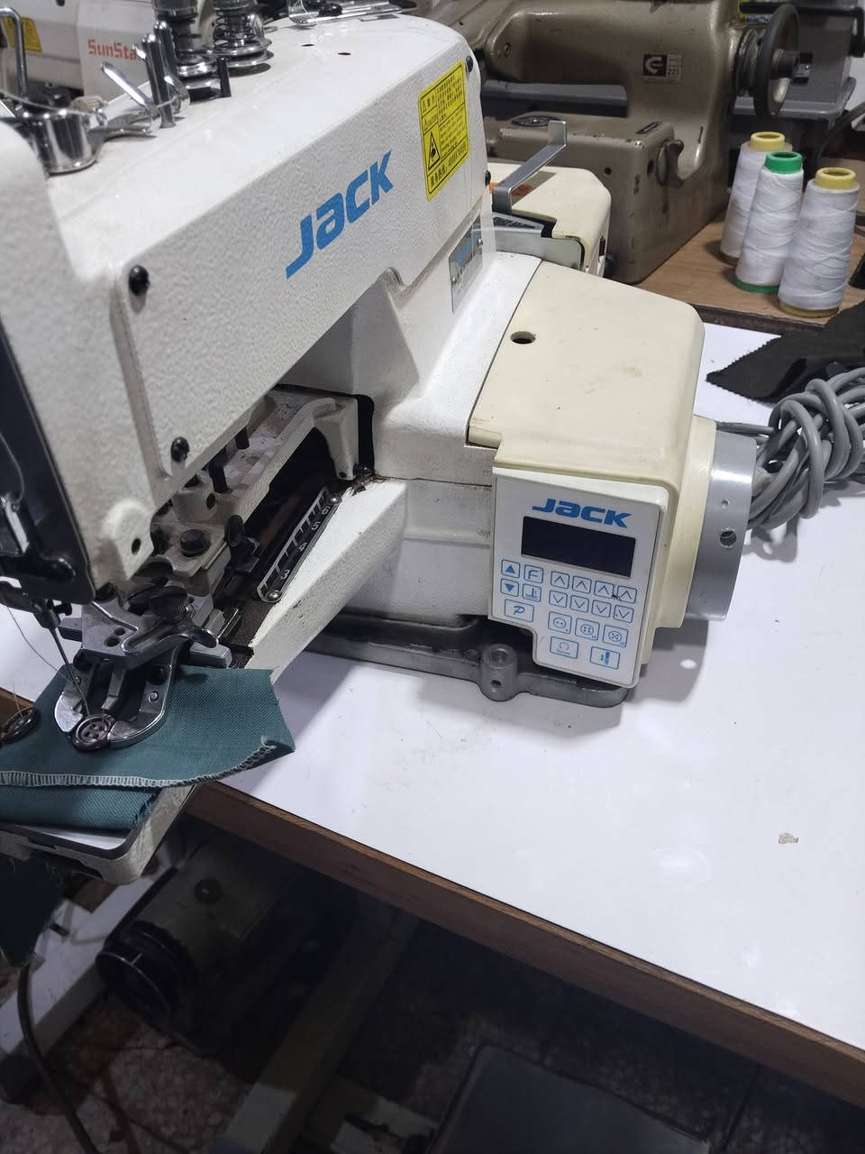 مكينه دكمه استعمال قليل


**إذا كنت صاحب هذا الإعلان وتريد حذفه لأي سبب، رجاءا أرسل رسالة إلى الدعم الفني**