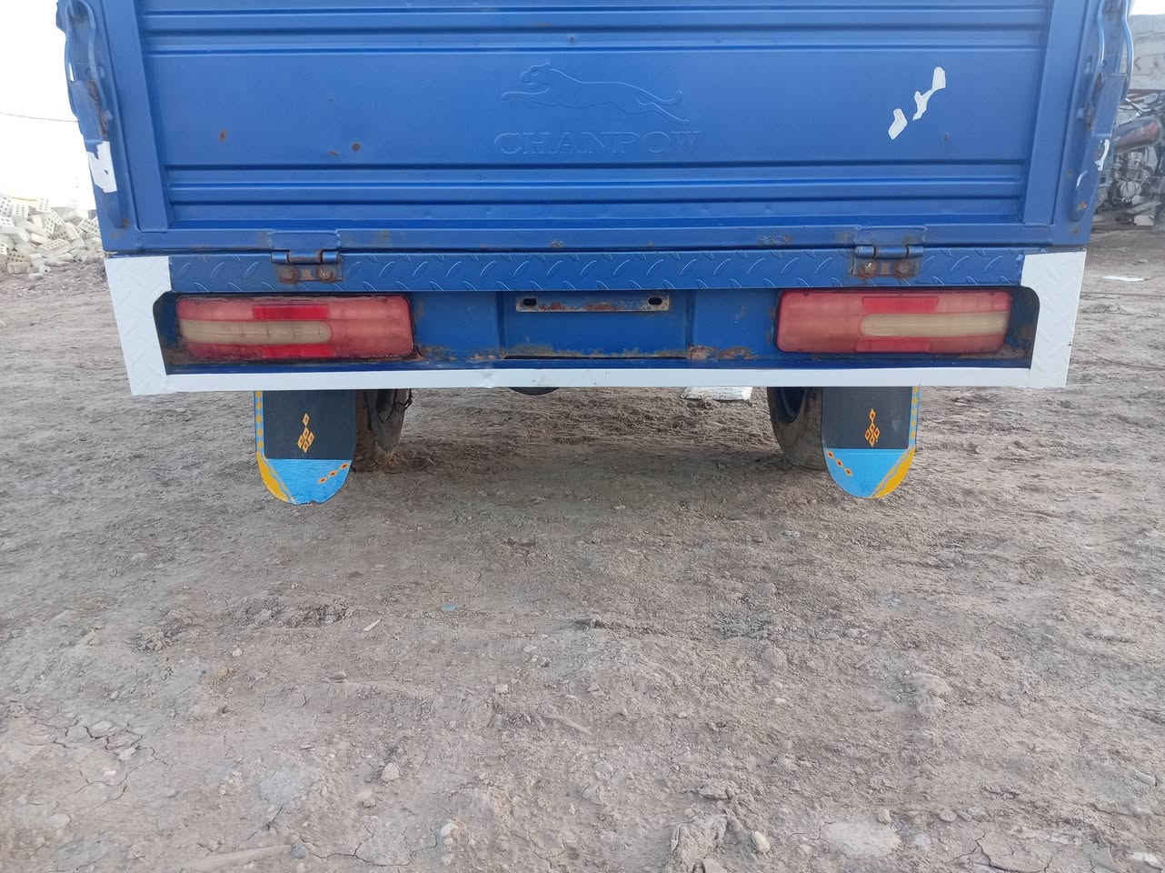 سلام عليكم البيع مديل 2022اورق اصوليه ركبه وشاصي مكفول من لحيم والخياس شرط الفحص  كهربايت كلهه شغاله نكره سلف ابيع مكفول مكاني بلدوانيه شارع 30حي العسكري 
***********
