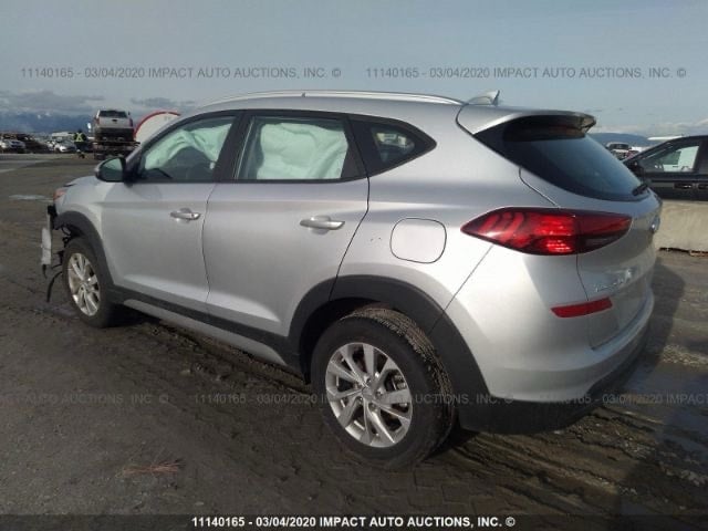 سلام عليكم توكسان موديل 2019 مواصفات اعتياديه شاشه حساس كامره لد نهاري صور الحادث مرفق صبغ 3قطع بدون دواخل مكينه 2400 عنواني بغداد الجكوك السعر 142& وبيها مجال ***********