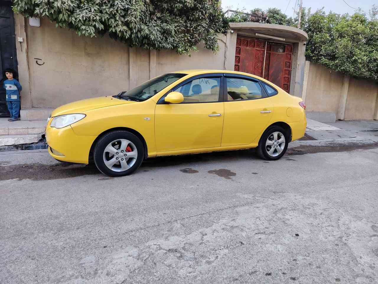 السلام عليكم افانتي مديل ٧ رقم واسط بسمي لغود شواصي تكم سقف كفاله عامه مكينه كير شرط طخم جديد كلو تخم تاير هيتر كشنات مري شفط فول بدون سلايت س ١٠٥ وبيها مجال شي قليل 
***********
