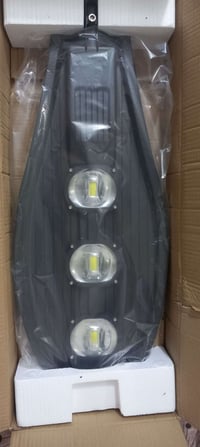 بروجكتر • للبيع • جديد