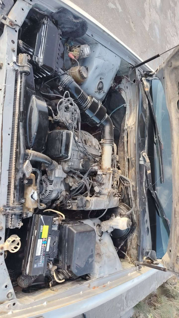 كرسته موديل ١٩٩٤ رقم واسط
مكينه ونجي خير من الله حداديه زينه مو كلش تعبانه كهربائيات شغاله سنويه صاقطه راعيه الشرعي يمي***********. قضاء الرفاعي
