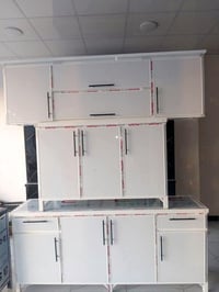 كاونتر جديد • ٢م ارضي ومعلق • سنك مرمر ١٫٣م