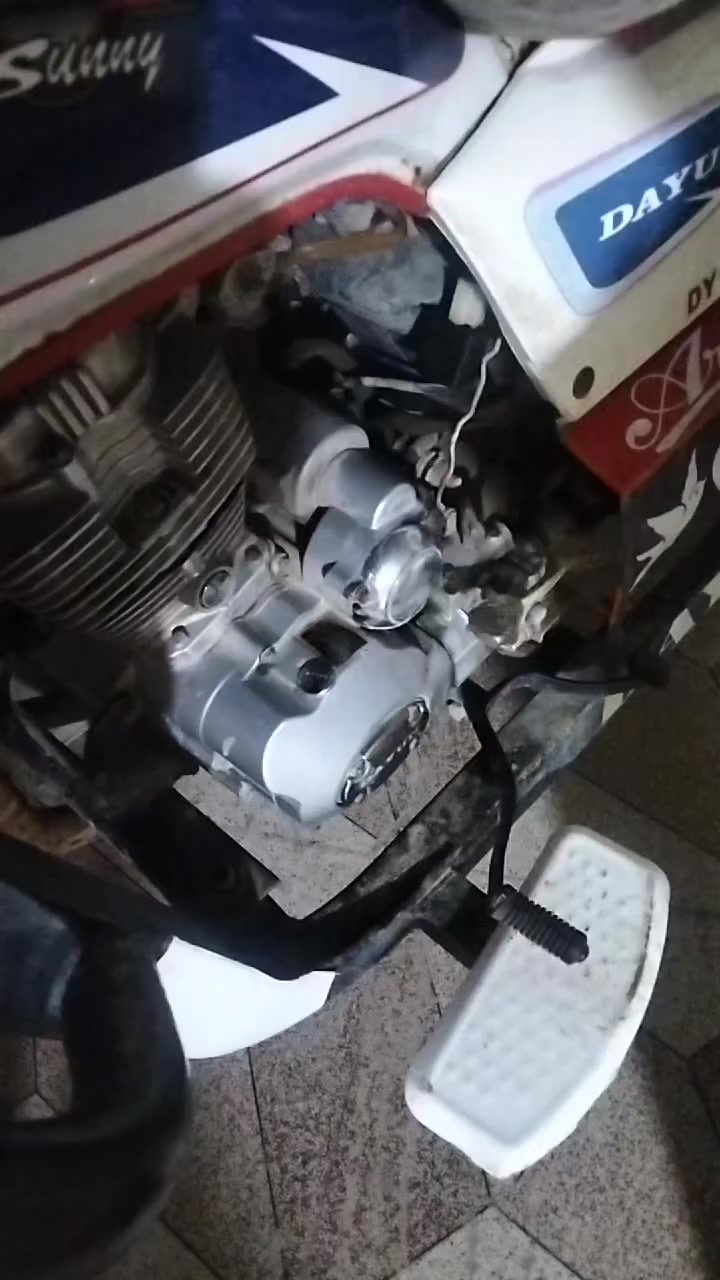 سلام عليكم ستوته لبيع موديل 21 جاهزه وراق كامله نكره سلف مكينه مفتوحه سعر مليونين وبيه مجال مكاني ناصريه حي تضحيه مستعجل عله بيعته وسفسار عله رقم ***********
