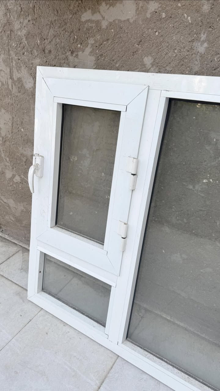 السلام عليكم
للبيع
شباك قياس عرض 108 طول متر سعر 60
باب قياس عرض76 وطول 197 سعر 65
عنوان / حي الجهاد الشارع التجاري
للاتصال ***********
