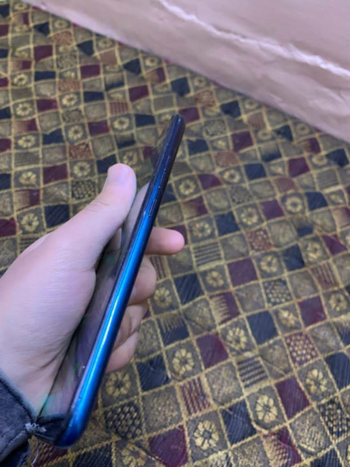 السلام عليكم تكنو سبارك 6 بطاريه 5000 ذاكره 64 رام 4 شحن تايبسي سيم كارت شغال بصمه شغال تصوير حلو ومرتب جهاز مال بيت ع ايدي خالي من اي عيب مجرد شاشته الاصليه مبدله غير هاي ماكو تاخذه من ايدي وتفحصه كدام عيونك سعره 55 وبي مجال بسيط للشراي.


**إذا كنت صاحب هذا الإعلان وتريد حذفه لأي سبب، رجاءا أرسل رسالة إلى الدعم الفني**