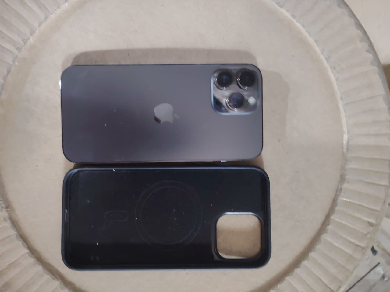 ايفون ١٣ برو ماكس
مبدل شاشه وبطاريه 

النسخه الامريكيه

ذاكره ٢٦٥

للبيع او مراوس بافضل منه واطي فرق 

بغداد الزعفرانيه

***********
