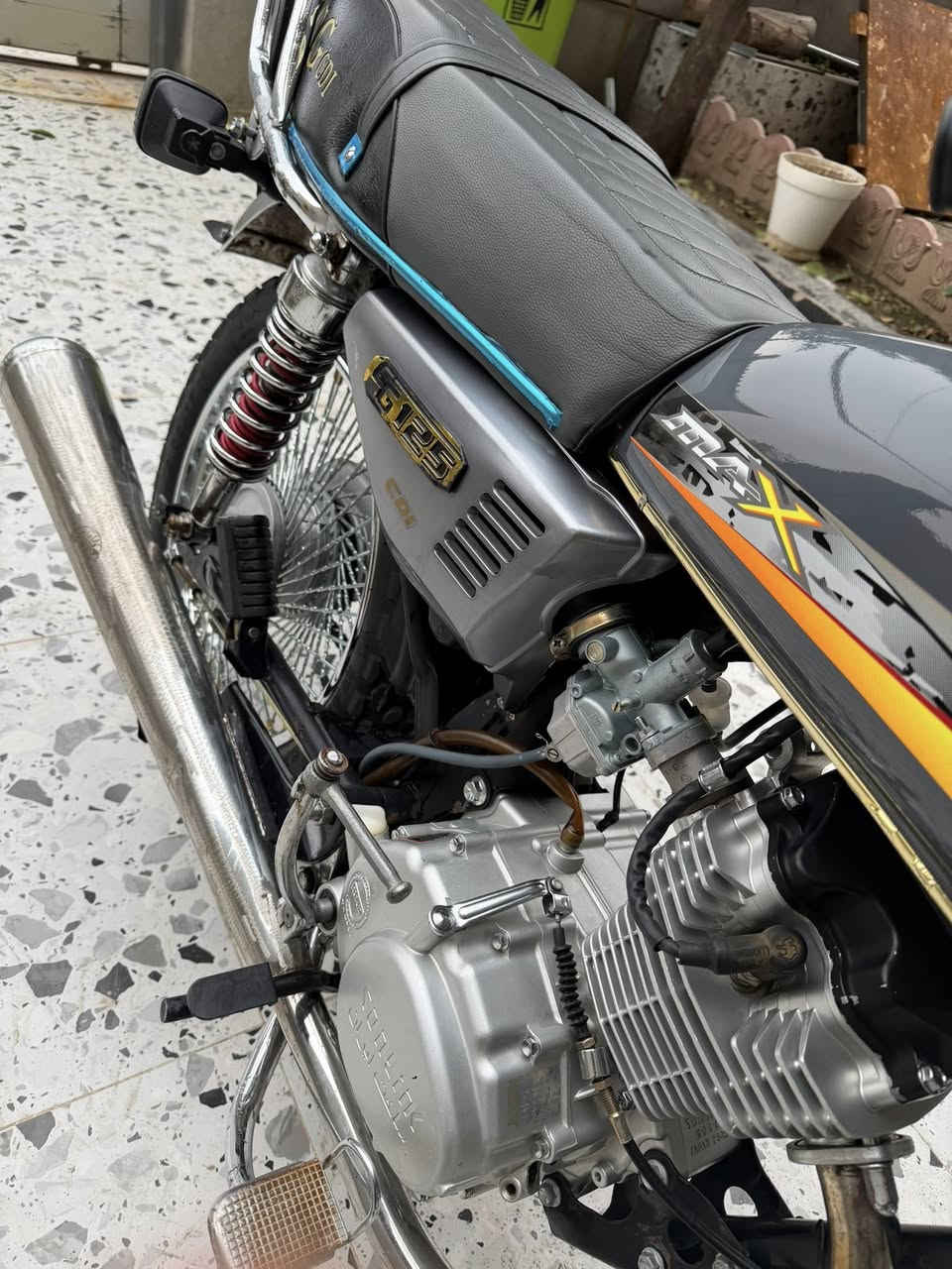 سلام عليكم ورحمة الله وبركاته
ماطور سونك4كير موديل 22 منفيس بيلادي ماطور  كلشي مابي ما متعوب  اشاير كهربائي كامل محرك كبس ما مفتوح ولا امبدل بي شي ماطور حلو كاعد سعر 475بي مجال بصيط رجاءً موو شراء لا تكسر ب سعرً  ما يعجبك سعر اعبر منشور تحياتي لكم


**إذا كنت صاحب هذا الإعلان وتريد حذفه لأي سبب، رجاءا أرسل رسالة إلى الدعم الفني**