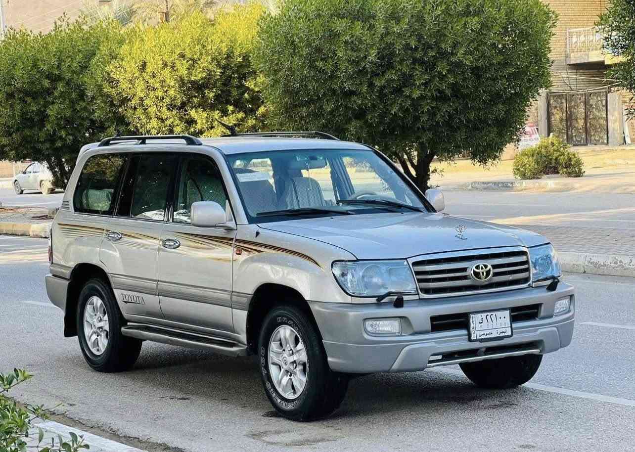 تويوتا لاندكروز 2000 محدث 2007  خليجي كير اوتوماتيك    بيهه رشات صبغ مواصفات ٧ راكب ٣ قطع تبريد  شاشه كامره خلفيه فور ويل ثلاجه زراق لايت دبل تانكي مشروع وطني السياره جديده وجاهزه واحلا من الصور حداديه جديده تخم تاير  مكان السياره ميسان للاستفسار *********** السعر ١٢٥
