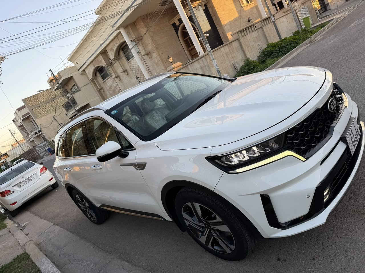 كيا سورنتو خليجي موديل 2021   رقم بغداد باسمي                محرك 6 سلندر فول عدا فتحه  مكفوله مو الضربه والصبغ ماشيه 35 بيه طخه صغيره بلباب مواصفاته جنطه كهرباء 7 راكب كشنات جلد بردات بصمه تشغيل كشنين كهرباء وباقي مواصفات معروفه سياره جاهزه بدون اي نقص مكاني بغداد جهاد الاطباء السعر 263

***********
