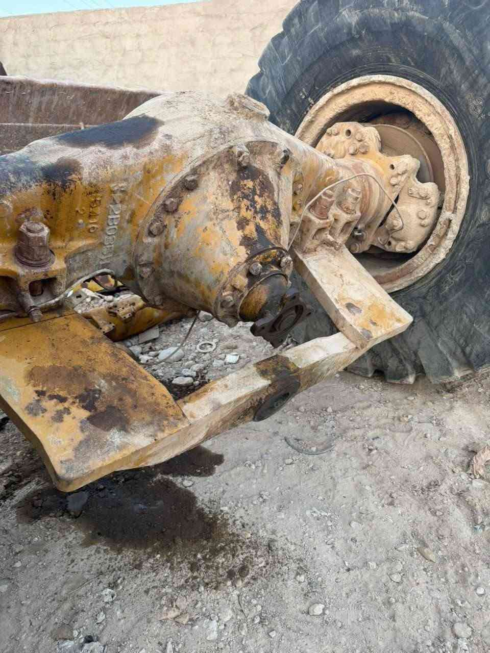 سلام عليكم غراض 85زت موديل 86 صينيه فريم اكسنات جكات ستيرن كنديسرات كاردنات مكان بغداد ......  ***********
