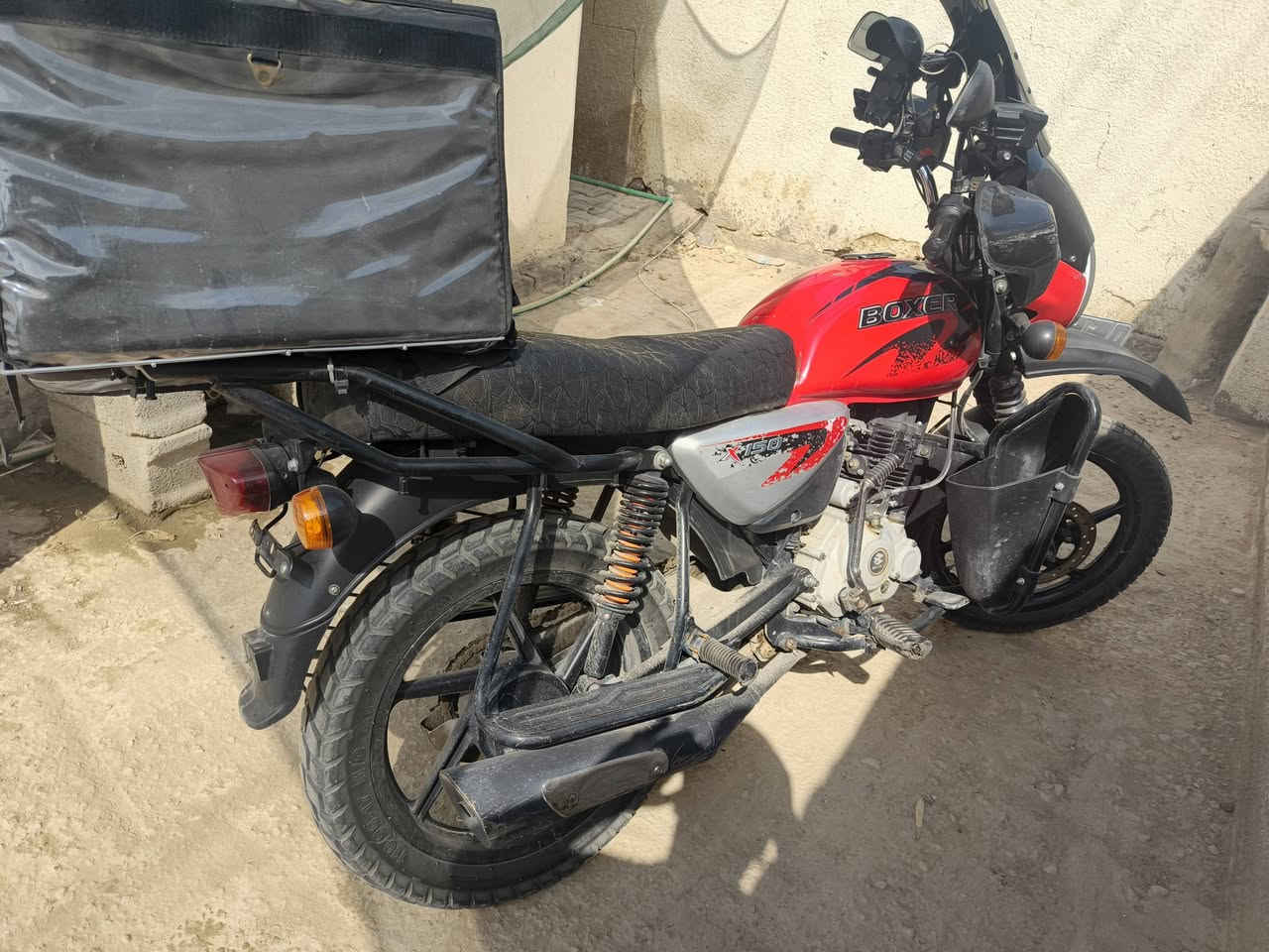 بوكسر 22 نضيفه كلش وكهربائيات كله  كله جديد وبلاديه  سنويه بسمي شرط التحويل سعر  مليون و850  وبيه مجال قليل مكاني زعفرانيه


**إذا كنت صاحب هذا الإعلان وتريد حذفه لأي سبب، رجاءا أرسل رسالة إلى الدعم الفني**