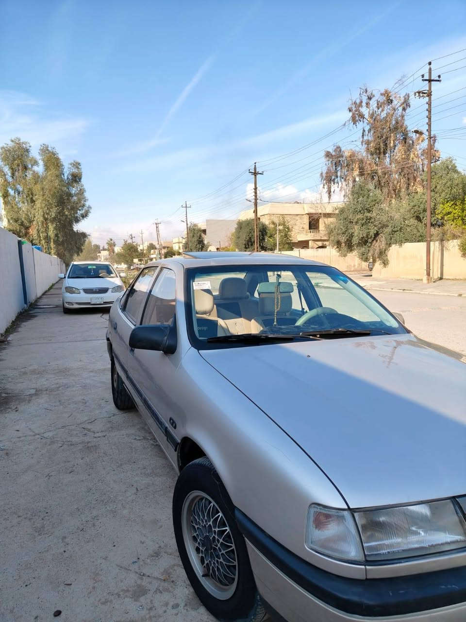 موديل 90 سياره. وضع شركه. يعني وضع شركه.
سياره. فول محرك وكير شرط. سياره مال جنايه ماينقصها غير ستر الله 
للئستفسار 
***********
***********
الخاص مقفل.
