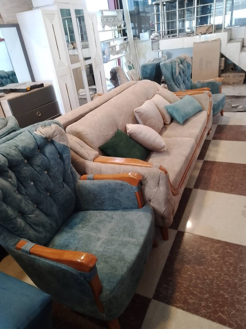 تخم تركي عشره نفر كلش نظيف الضهر قلاب يصير سرير
***********وات

***********
