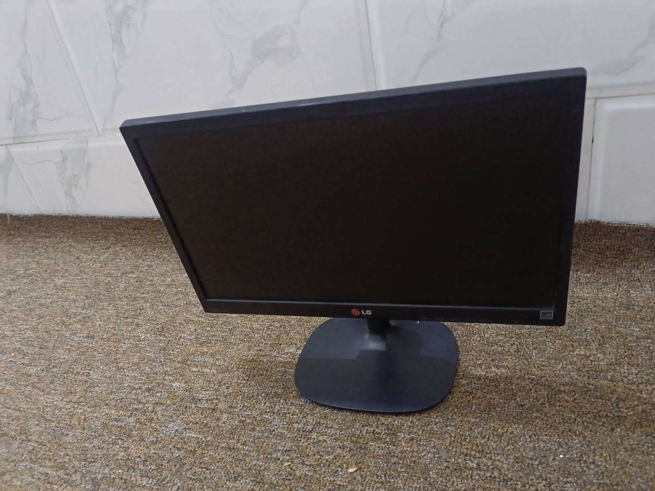 شاشه ال جي  ماعرف تشتغل او لا اذا عندك محوله ترهم الها تعال احبها وقيم سعره مكان بغداد


**إذا كنت صاحب هذا الإعلان وتريد حذفه لأي سبب، رجاءا أرسل رسالة إلى الدعم الفني**