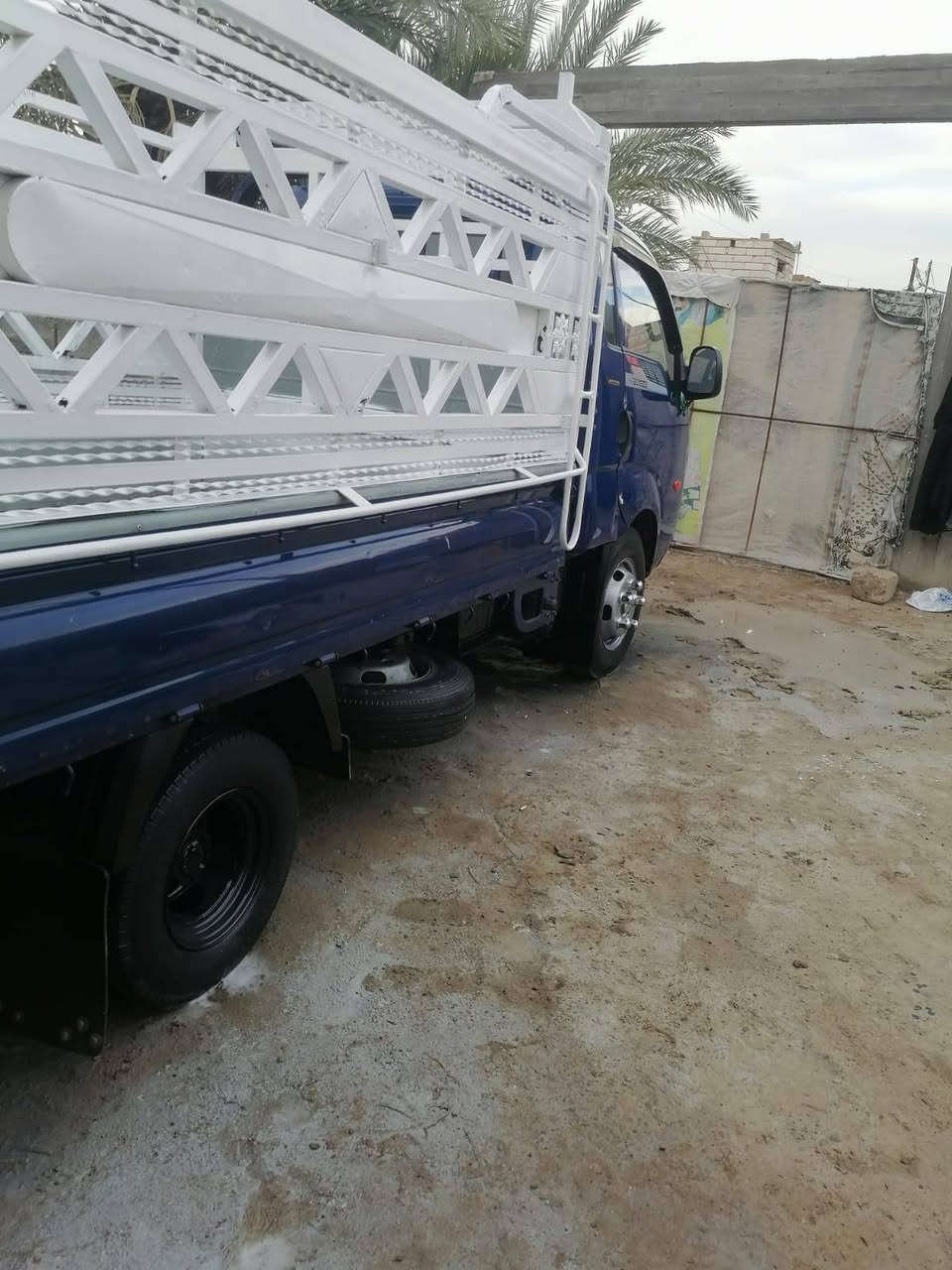 سلام عليكم كيه بنگو فحل مسكر موديل 2009 سياره مكفوله رقم نكليزي جاهزه السعر 110 وبيه مجال اتصال ***********
