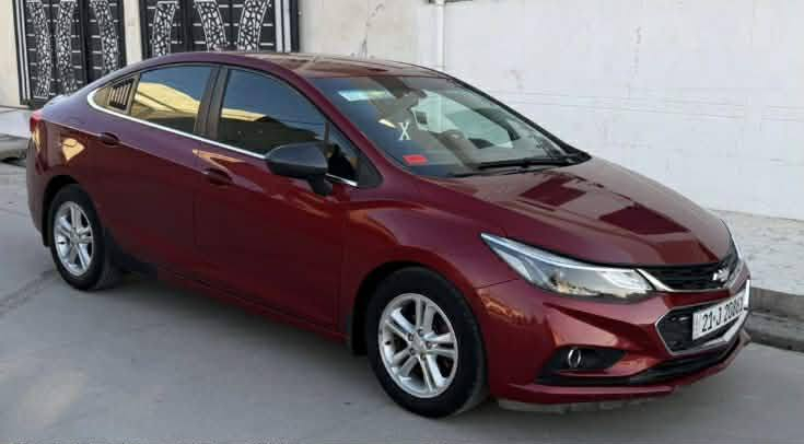 للبيع شوفرليت كروز LT موديل 2017 كيرمحرك بشرط مامفتوح تبريد شغال صدر تيرات باتري كلها جديد السيارة استخدام شخصي ماشيه 132 الف سنويه ورقم جديد بي كوبون بنزين شرط تحويل ووكاله السعر 97 وبي مجال السيارة بي قطعتين صبغ الباقي بشرط العنوان كركوك الواسطي شقق الغاز ***********  مواصفات فول قبات بصمه تشغيل بصمة الابواب تحكمات استيرن شاشه كبيره كامره حساس خلفي لايت اوتو ليد امامي ليد خلفي جامات كهربائي تشغيل عن بعد مانع تزحلق كشن كهربائي بعد بي اهوايا مواصفات السيارة مال بيت مابي مصروف ربع كركوك, العراق
