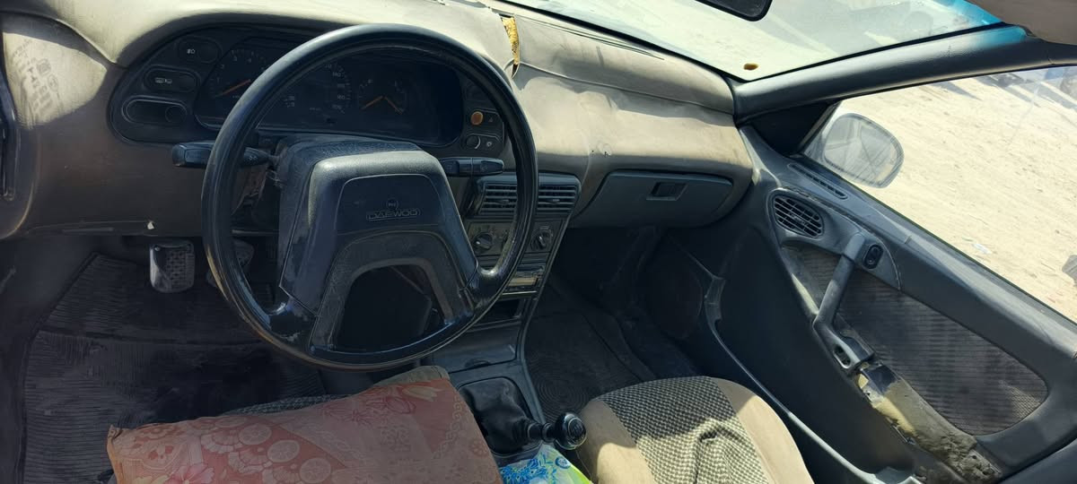 السلام عليكم اسبرو للبيع موديل 1994 كير مكينه فول السعر 18 وبيه مجال مكان بابل حله للاستفسار رقم *********** اني مكلف بل نشر
