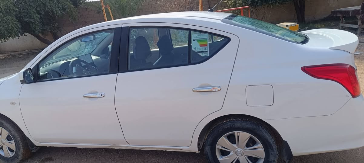 السلام عليكم نيسان صني 2018 مكفوله كفاله عامه ماشيه 92الف  بيها طخات بسيطه  رقم اربيل جاهزه من كلشي  مكانها بابل ***********.ا
