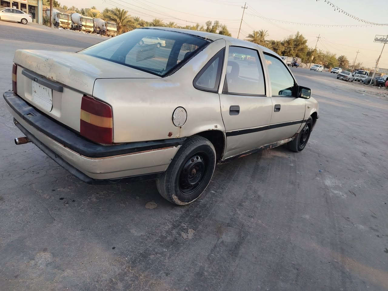 سلام عليكم للبيع فكتره مكينه وكير جدد تخم تاير حداديه جديده كهربايات شغاله سياره جاهزه بيع مستعجل لسعر 10مكاني نجف مناذره ***********
