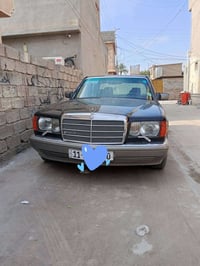 مرسيدس جامبوا 300 • موديل ٩٠ • رقم بغداد