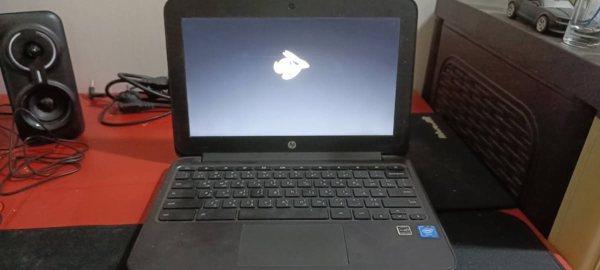 Hp كروم للبيع
مال تصفح دراسة مو شغل مستعجل على بيعتهة 
يحتاجلهة تحميل ملفات و ما اعرف شلون احملهن سعرها ب50 الف  
العنوان بغداد الدورة 
الاستفسار خاص او على الرقم ***********
