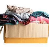 توزيع ملابس • مبادرة خيرية • مجاني