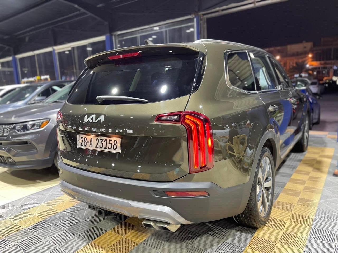 كيا تيلورايد 2022 EX
مواصفات معروفه فتحه 
تحكمات ستيرن كامله
كشنات جلد 
منفصل 
ابيض ملكي 
حساسات امامي خلفي
فتحه 
رادارات اماميه وجانبيه وخلفيه 
السياره جديده وكلشي معايزه
حادثها ابواب جهة السائق فقط 
كفاله عامه 
رقم نجف دولي مداور ثاني يوم
الابواب تم تبديلهن اصلي شركه نفس اللون 
يعني بدون صبغ 
السعر 295 ورقه مع المجال البسيط 
للتواصل واتساب على الرقم