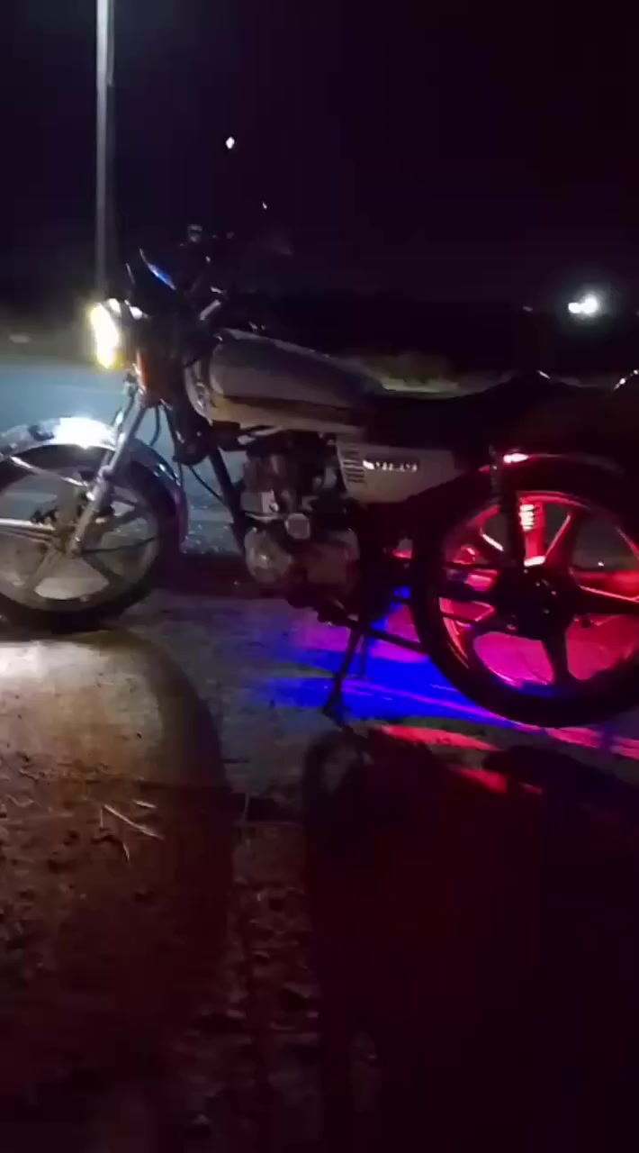 السلام عليكم
للبيع موديل 2020
كامل مكمل بدون نقص كهربائيات وغيرها فقط نقص أوراق


**إذا كنت صاحب هذا الإعلان وتريد حذفه لأي سبب، رجاءا أرسل رسالة إلى الدعم الفني**