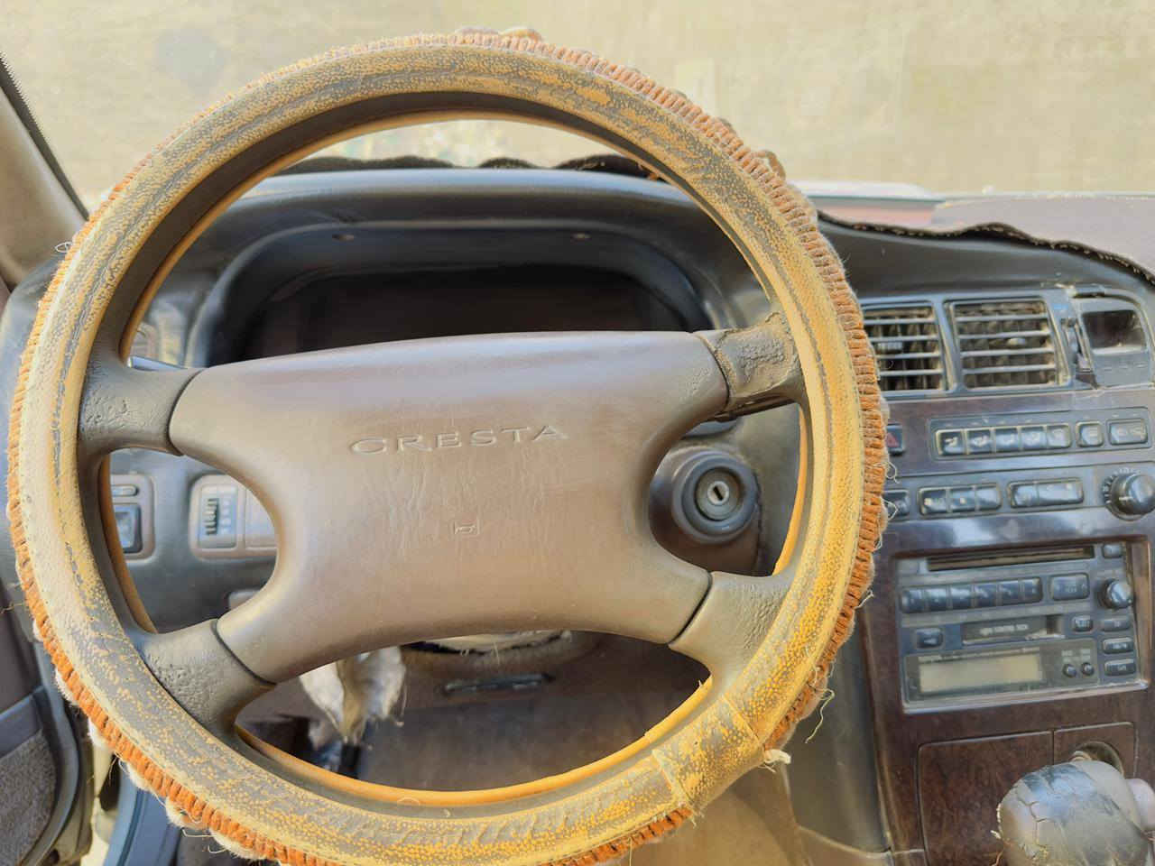 السلام عليكم كرسته للبيع موديل 93 مكفولة من الكصة والضربة القوية مكينة ونجي ناعم رقم كربلاء المكان كربلاء معمل الاچل  رقم التلفون  ***********
