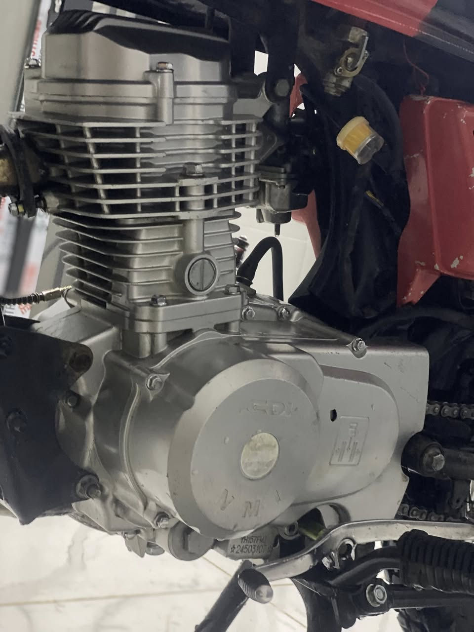 السلام عليكم نامه برو شلامجه 3احرف للبيع مكينه كبس منفيس اصلي موديل 2023 سعر 350وبي مجال ماطور عزم نار كهربايات كامله نكره هندر كلشي مناقصو الماطور فول بانزين دهن جديد مكاني اربيل شارع كركوك واتس اب(***********)
