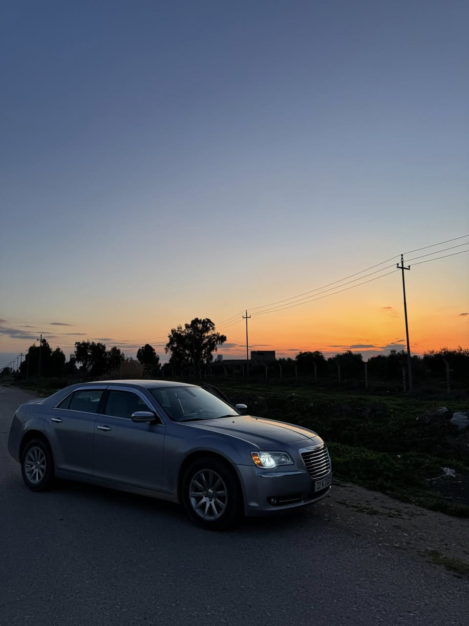 السلام عليكم .للبيع اوباما ٢٠١١ السيارة جديدة بيها ضرر قبغ صندوق نفس الون اصلي او جاملغ الامامي السكن هم نفس الون اصلي والباقي مكفولة من الصبغ والدعم سيارة ذهب طخمها كامل او مكملينها كامل سعرها ١٦٧$ وبيها مجال بسيط

***********
***********
