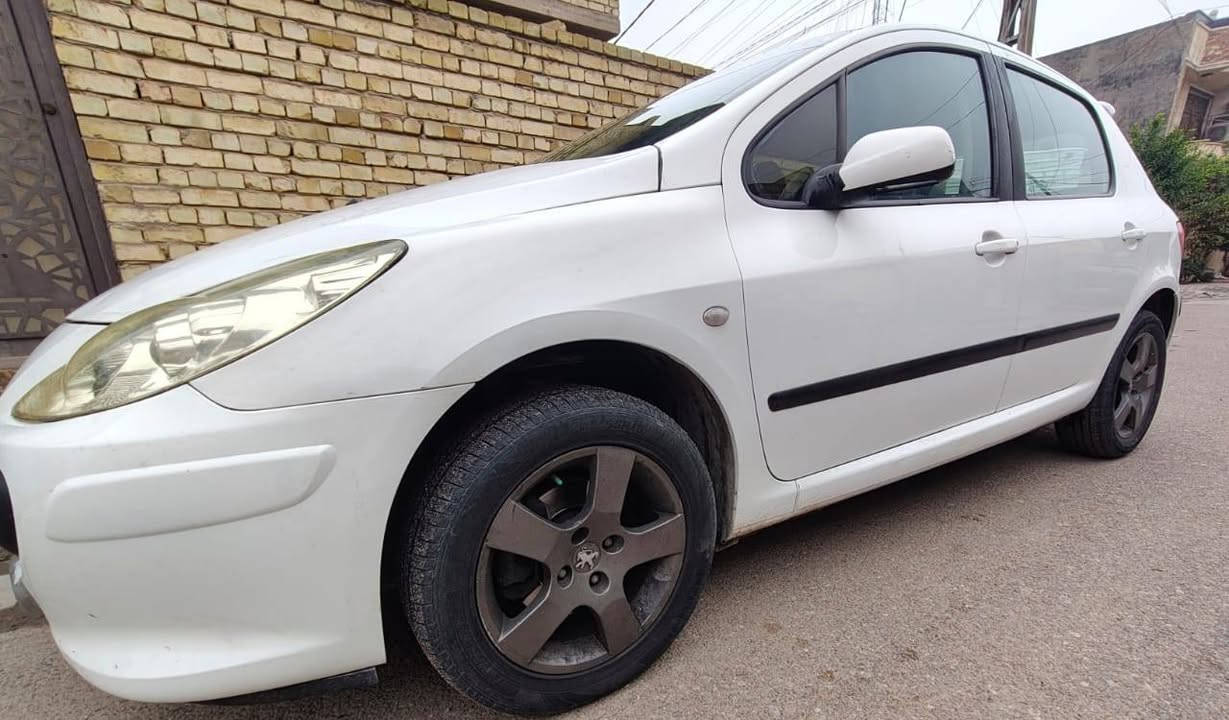 السلام عليكم
للبيع....
بيجو فرنسي(307) موديل 2006 بغداد رقم الماني جديد
هزه جديده ماعليها اي غرامات
عليها ادامه كامله  نواقص 
السعر 57 بيها مجال جدا قليل حك الجيه
***********  غير متواجد عل فيس
