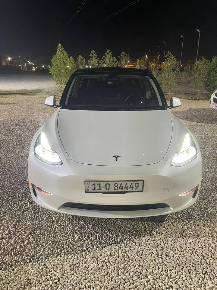 عرض للبيع
تيسلا 
2023 
موديل(( Y))
دبل ماطور 
بطاريه بيفورمنس
ماشيه 40000  فقط 
شاشه كبيره حجم15 انج

سقف باوراما
حساس خلفي 
حساس امامي 
8 كاميرات 
كاميرا 360 درجه
كراسي كهرباء
كشنات تدفئه
رادار خلفي 
رادار امامي 
مانع تصادم 
رادار جوانب
تحكم سياره بلشاشه طبعا
نضام كشف كاميرات سرعه الطريق
نضام الرادار لمنع تصادم
نضام لتحديد مسار الطريق
نضام ترفيه كامل واتسب ويوتيوب وتيك توك 
فول اوامر صوتيه
اون لاين
سياره فول فول مواصفات 
السيارة عَليۿ بي بي اف םِـטּ العالمية ضمان 10 سنوات 

السعر 27 ونص وبي مجال 
للتواصل ***********
