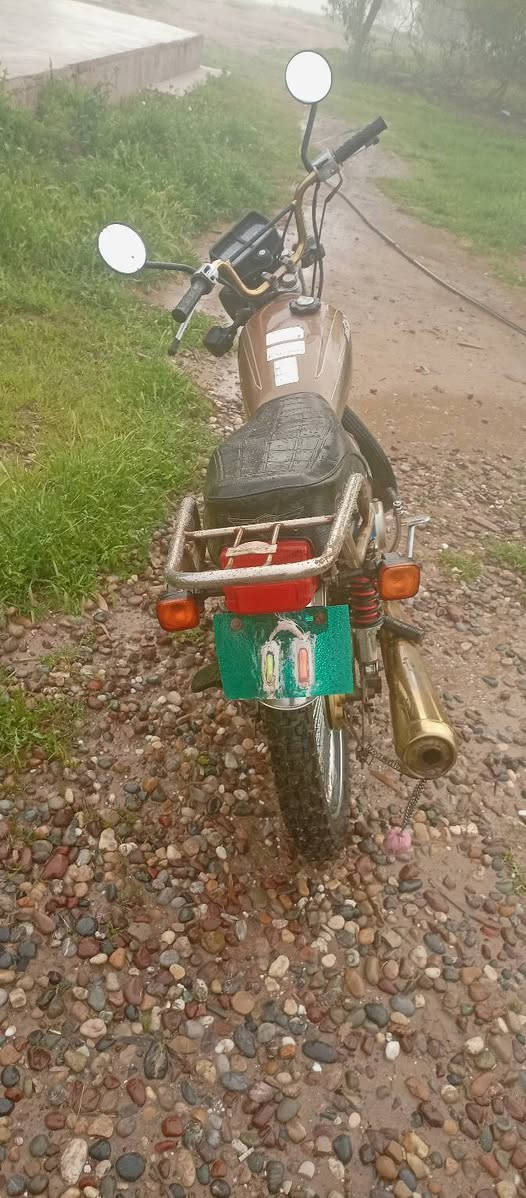 اسلام عليكم موطور أربعة كير تاكر موديل 17ارقم *********** البيع الاتصال ارقم
