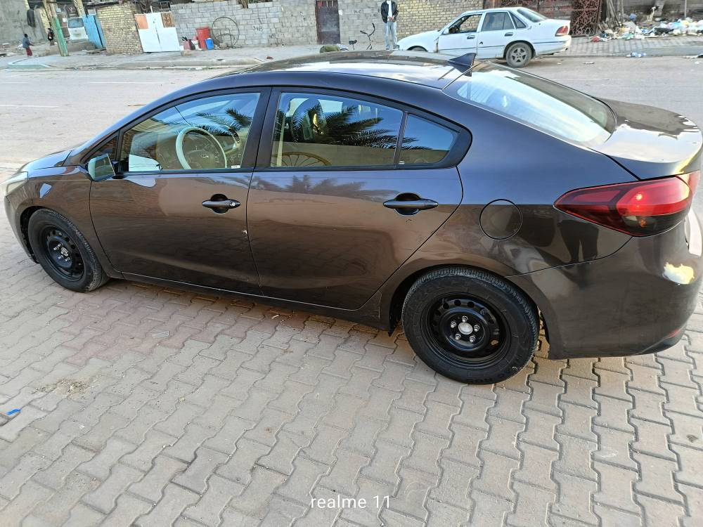 للبيع فورتي وارد امريكي 2017 ليبل واحد بدون حادث فقط جوة الدعامية الخلفية تصليح بصيط والباقي كفاله كير مكينه صدر تخم تاير جديد تبريد شغال مكاني بغداد *********** رقم اربيل الدولي شرط التحويل السعر 105 وبيها مجال بغداد, العراق
