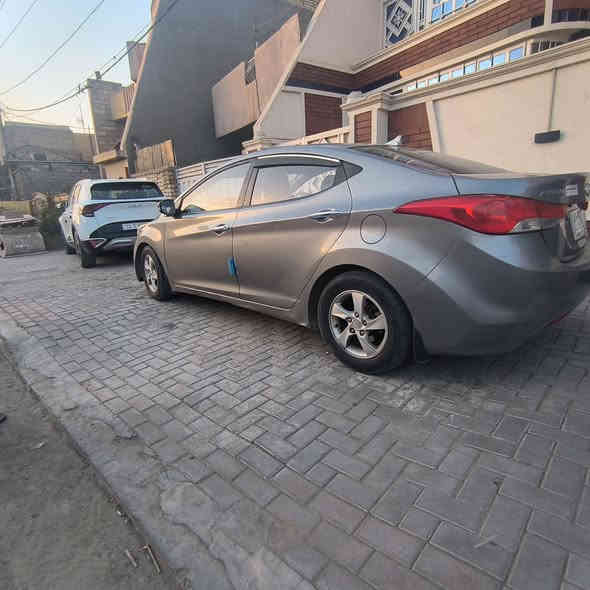 السلام عليكم  سياره هونداي افانتي رصاصي فضي  2012 للبيع
تبريد شغال كير مكينه شغال كهربائيات كله شغال  نوع محرك GDi سنويه 3/4/2026 السعر 95بيه مجال  للبيع مستعجل اي استفسار خاص او واتساب فقط 
***********
