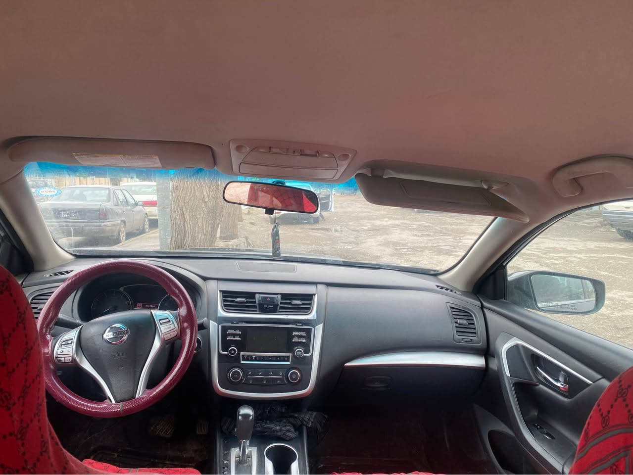 بەناوی خوای گەورە ئاڵتیما s ٢٠١٧ پارچەیەک و بستێکی ساردە ڕەسمی ساردەکەشم بۆ داناون ڕەشی قەتران بەناوی خۆمانەوەیەو تا ٢٩ تازەیەو ٨٩ هەزار مایل ڕۆشتوە
*********** السليمانية, العراق
