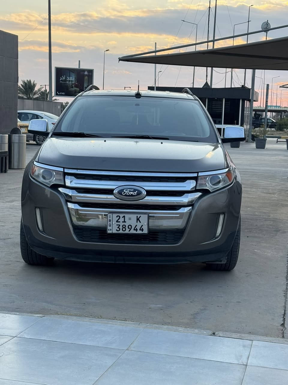 السلام عليكم
فورد إيدج جاهزة ومجهّزة

سيارة تريدها عائلية؟ موجود
تريدها كشخة؟ موجود
تريدها سفر وتحمّل؟ موجود
سيارة مال شيوخ مو بس سيارة

الكير والمكينة والحدادية دينار متصرّف عليها
السيارة خير من الله وما تشكي شي
فقط صبغ بنيد بدون دواخل
وارد خليجي

نظافة عالية وتستاهل
اللي يعرف بالسيارات يعرف قيمتها

السعر 120
مجال بسيط للجاد فقط

✋ رجاءً اللي ما يعرف بالسيارة لا يعلّق سلبي
📞 الجاد يتواصل/***********/بغداد
