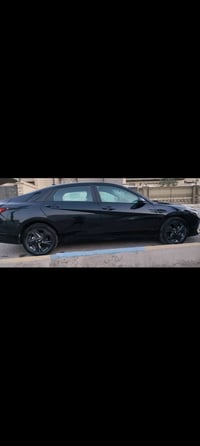 للبيع فقط  النترا هايبرد موديل 2023 فىة sel  ماشيه 25 الف ميل  مرقم بغ...