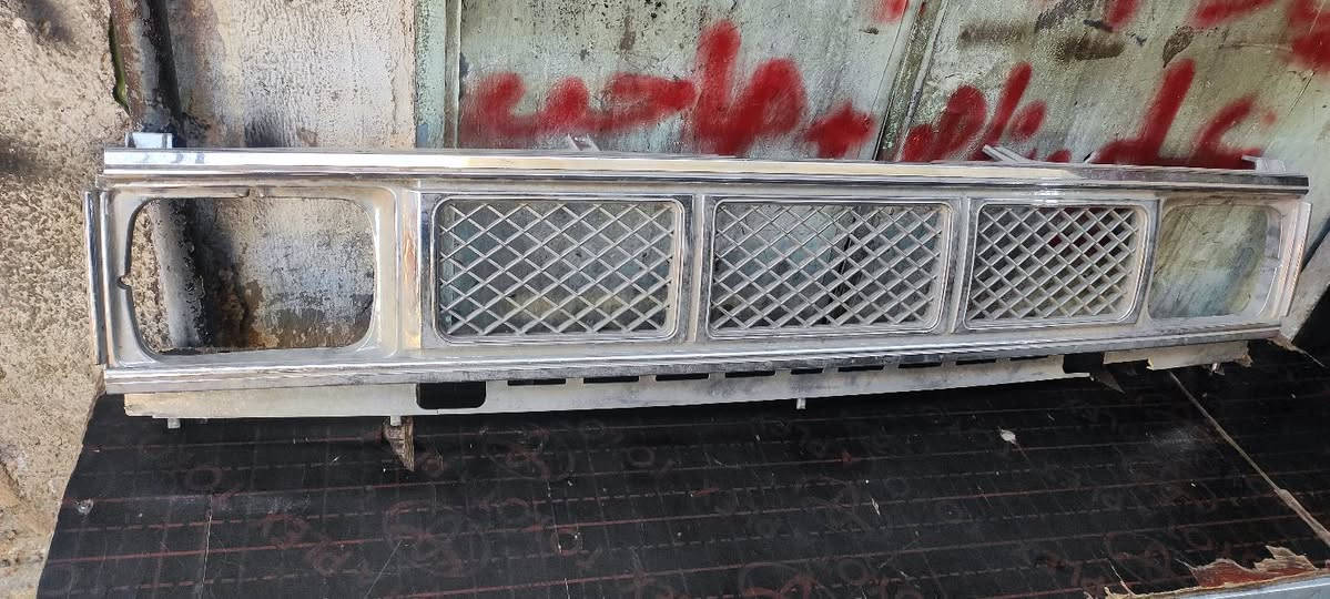 شباك بيك اب تويوتا  وشباك بيكب نيسان ***********
