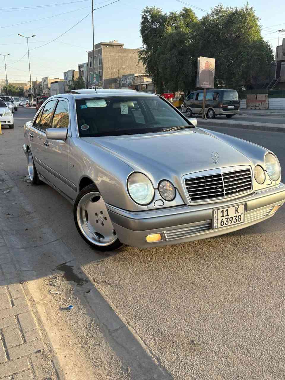 للبيع او مراوس باخرة
مارسدس ام عيون موديل 1995 محرك خراطيم ٣٢٠
فول مواصفات بفئته فتحه كشنات جلد بردة كهرباء  كشن كهربا ثلاجة منضومة زنون عالي ناصي تبريد ثلج صبغ عام للجمالية ماشية 140 حقيقي سنوية جديدة بسمي سعر ١١٥ أو مراوس باخرة نضيفة وانطي فرق ***********
