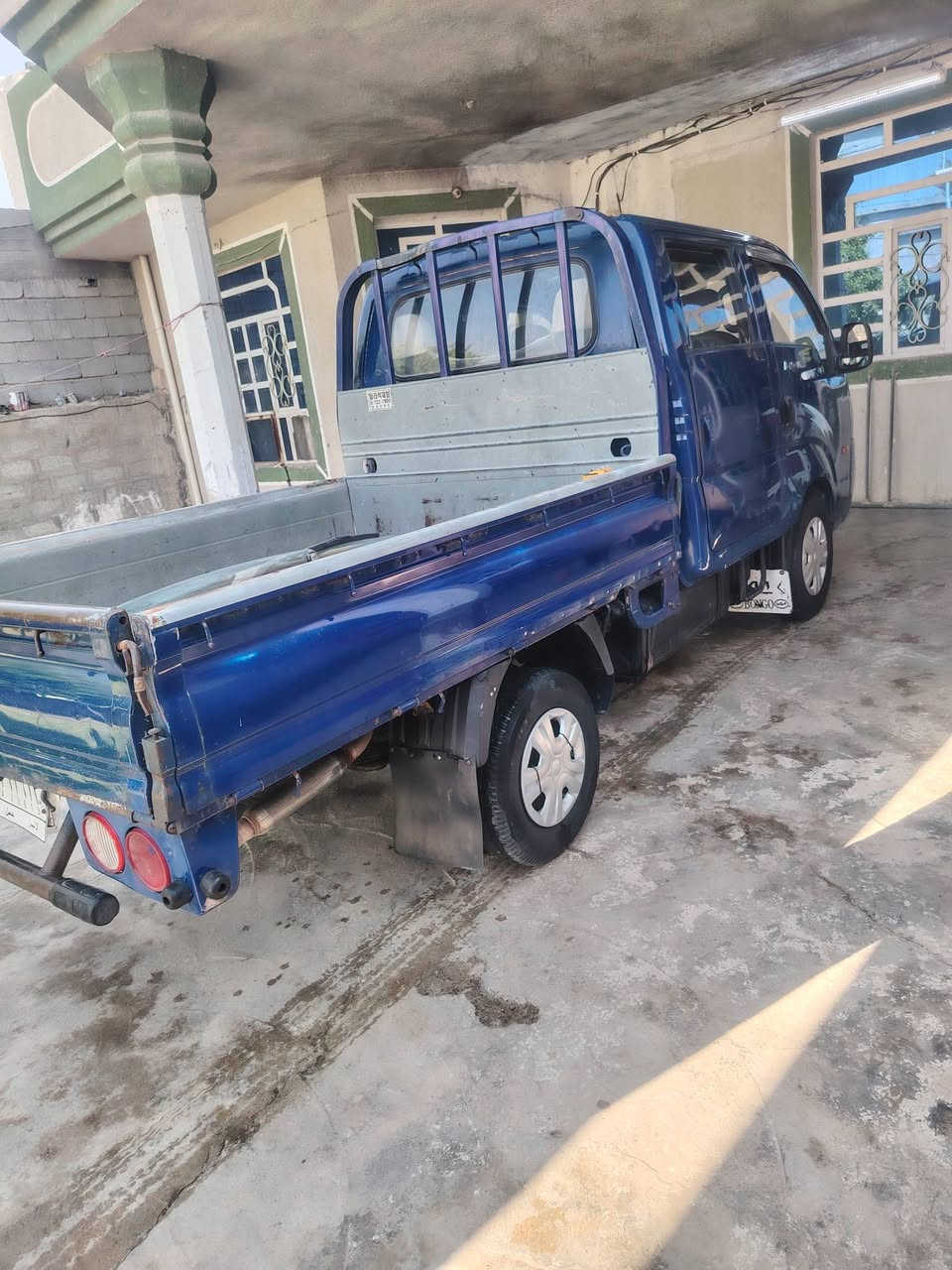 كيه حمل دبل قماره موديل ٢٠٠٧ مكفوله من ضربه بيه صبغ مكانت اثرجراد محرك يبخر بس مينقص تبريد شغال تخم تاير ميكانيك كل جديد رقم انبار مشروع وطني السعر ٨٥وبيه مجال ***********
