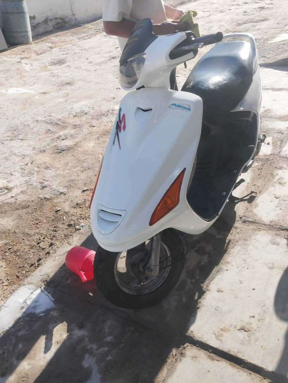 سلام عليكم
فراشه للبيع 

ماعيزه برغي شلعه ومعدل  محرك مامفتوح 

ستوه نازله من الرمبه صارله شهر من نزلته

 بيع او مراوس ماكس عدله 

تواصل ولستفسار ***********

والسعر خاص او مراسله واساب
