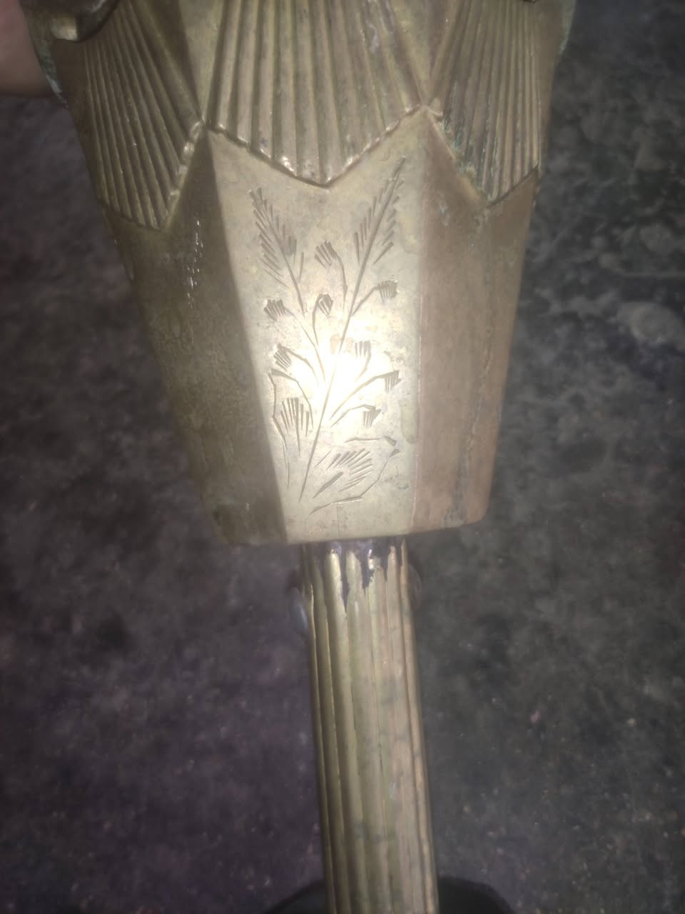 السلام عليكم عندي هذه للبيع قديمة من ١٩٨٠ ما اعرف اشكد تسوة


**إذا كنت صاحب هذا الإعلان وتريد حذفه لأي سبب، رجاءا أرسل رسالة إلى الدعم الفني**