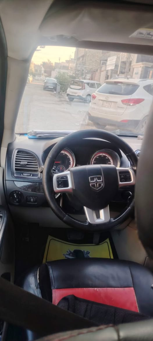 دوج كرفان موديل ١٥ أجرة رقم دهوك سياره جاهزة مكان بغداد رقم *********** التفاصيل داخل الصور السعر ١٢٥
